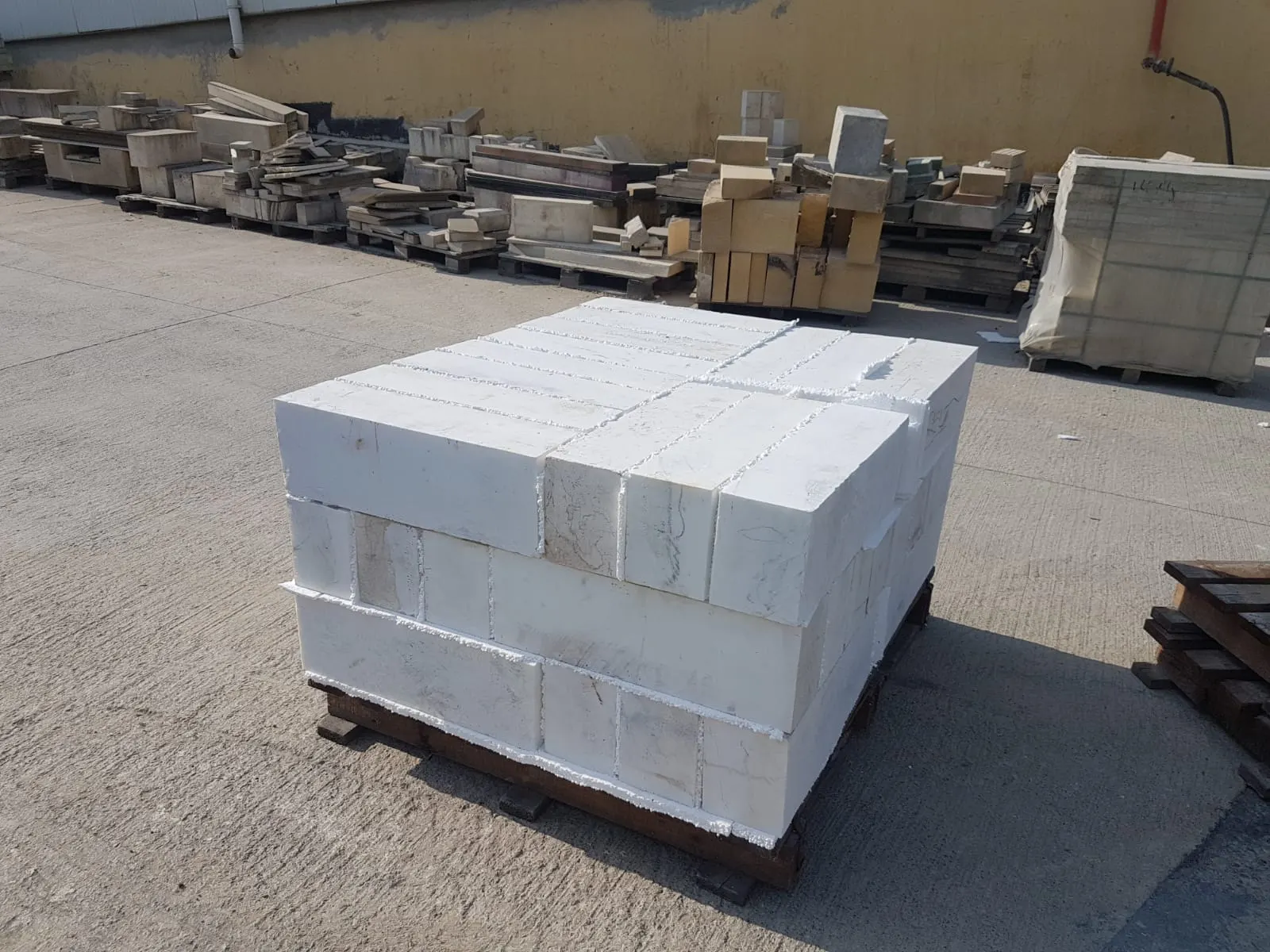 Alpha–Beta Alumina
