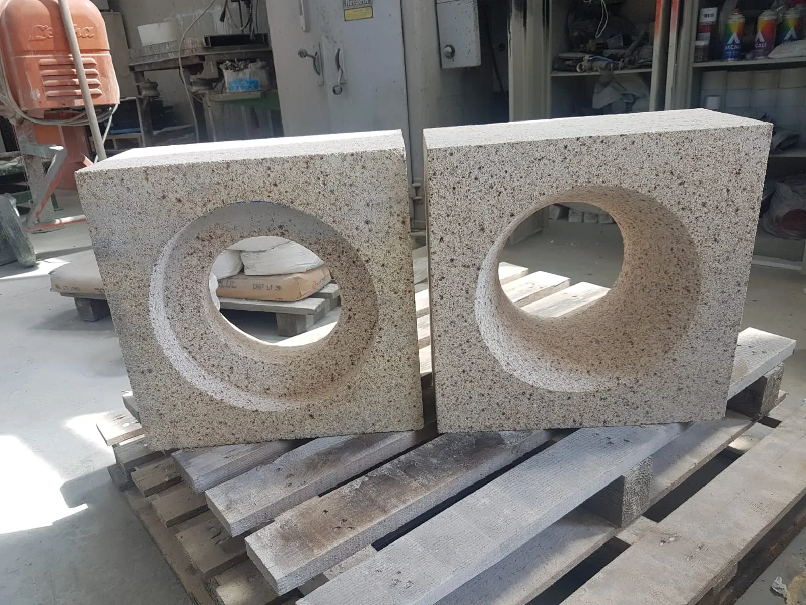 Frit and Glass Furnace Charging Brick (Mullite)