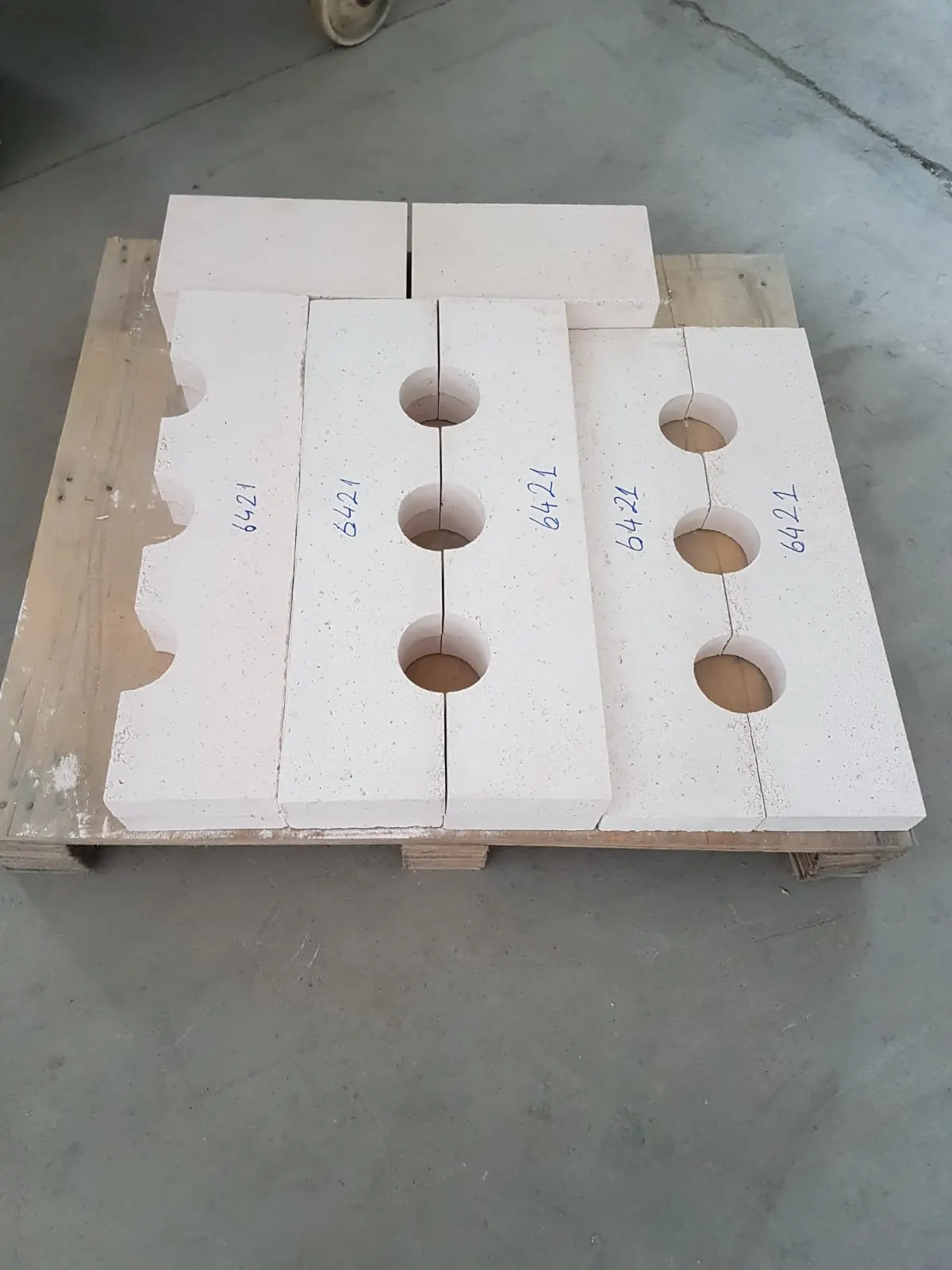 Special Shaped Mullite Refractory