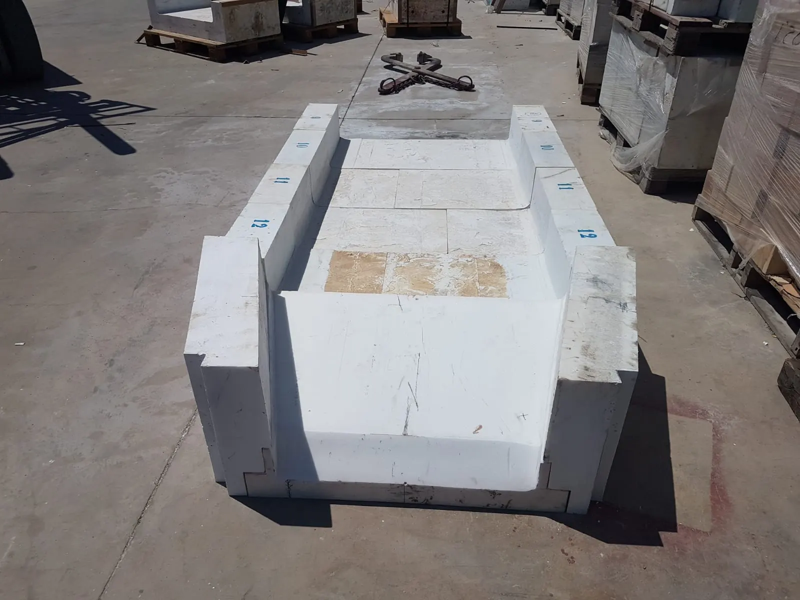 Container Plant Forehearth Channel