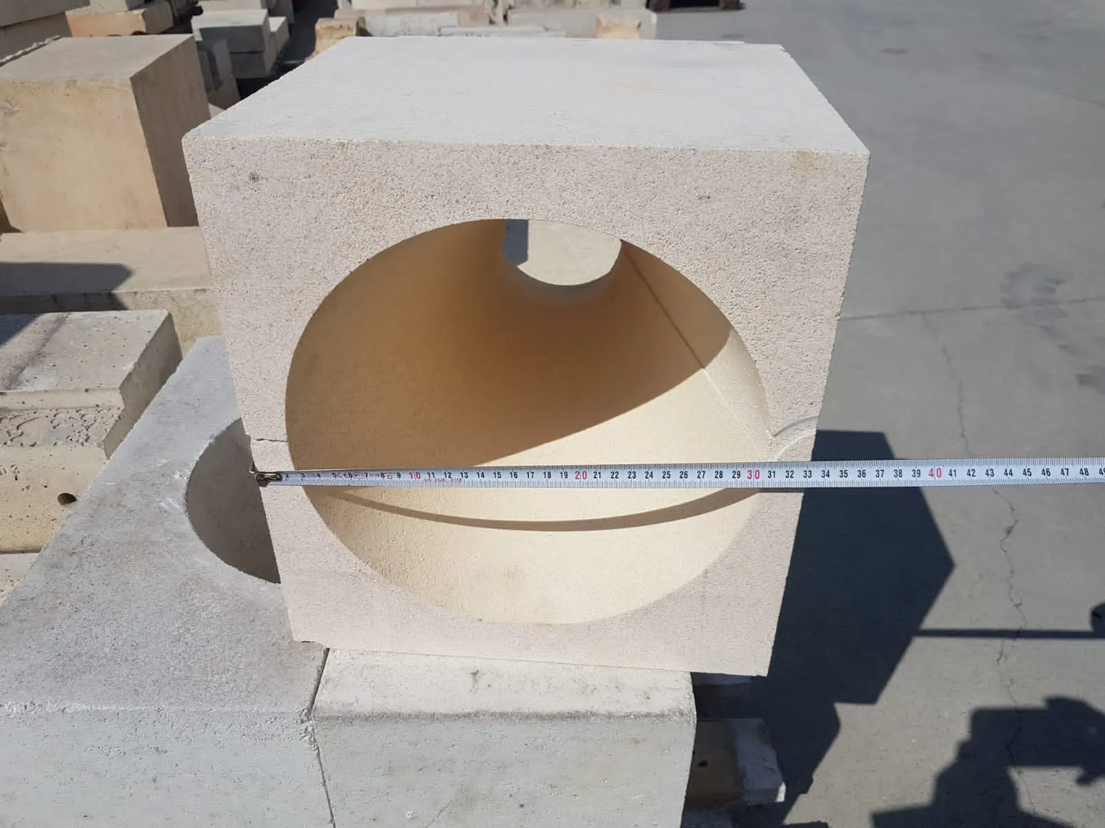 Zircon Mullite Furnace Feeder Brick